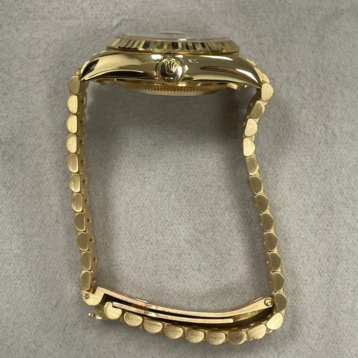 Rolex Datejust 26mm Champagne Dial Watch Ref 69178 Happy Jewelers Watches Rolex Datejust 26mm Champagne Dial Watch Ref 69178 Happy Jewelers Watches